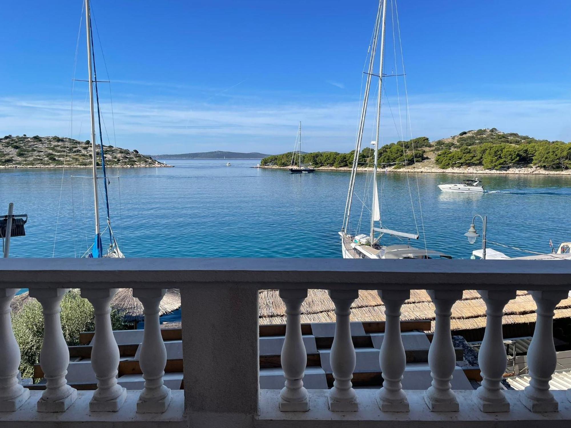 Apartman Roko Tribalj Εξωτερικό φωτογραφία